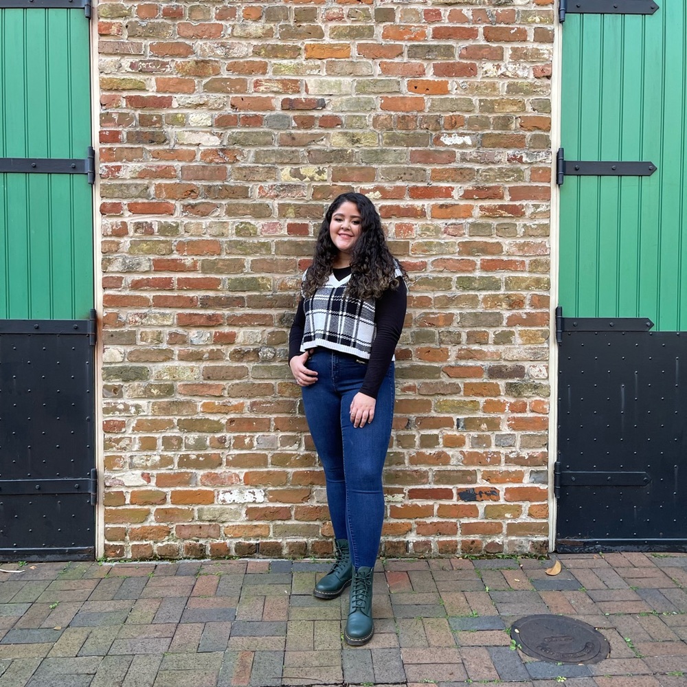 Meet your Posher, Sara